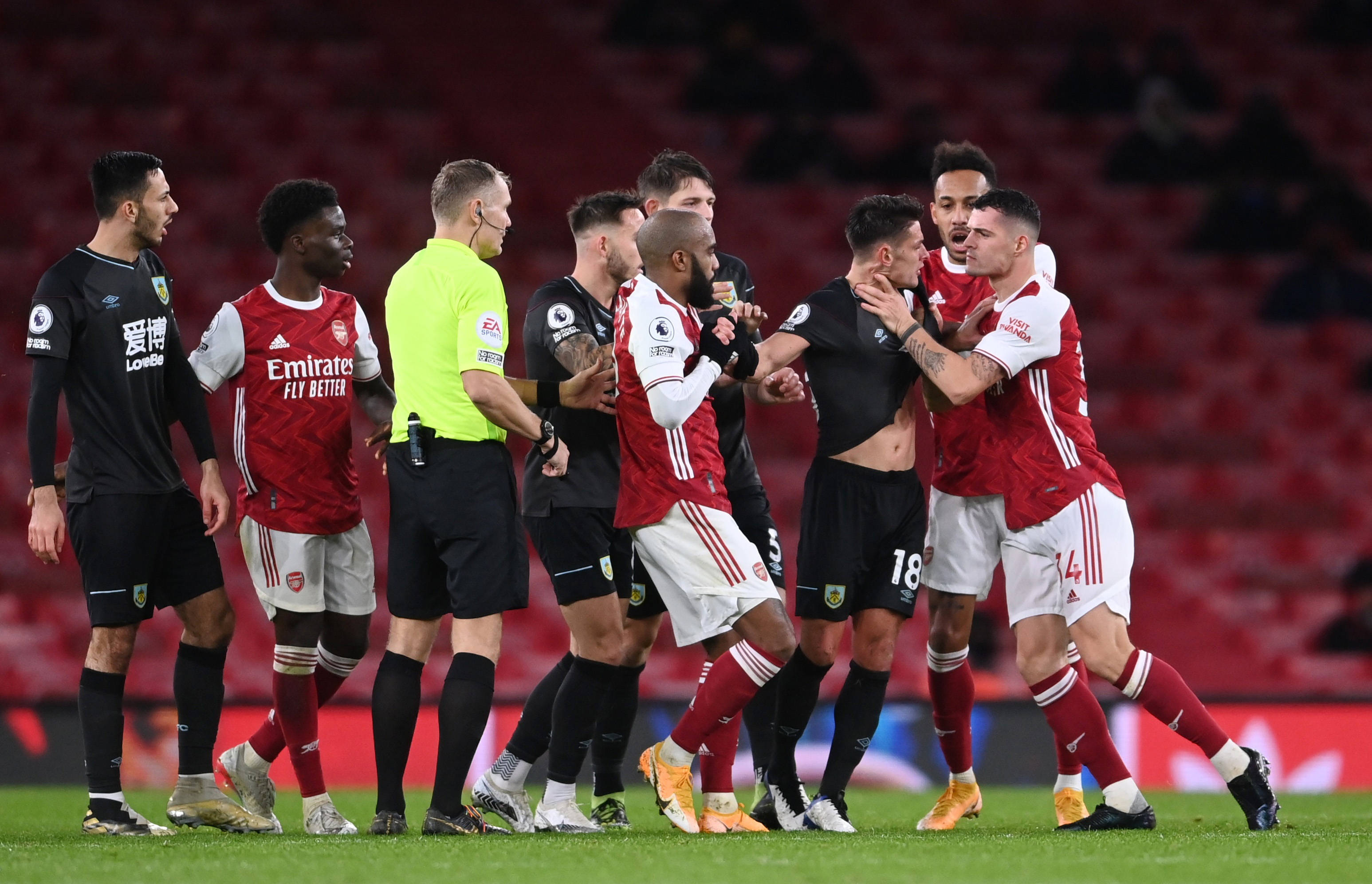 背後的戰略 背後的戰略